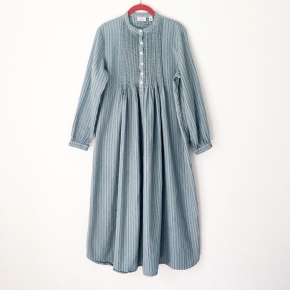 L.L. Bean Other - LL BEAN vintage flannel nightgown dress blue s m